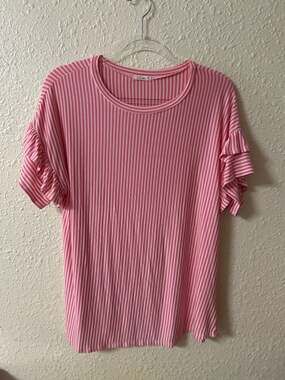 e.Luna Pink and White Striped Short Sleeve Ruffle Sleeve Casual Top Size M